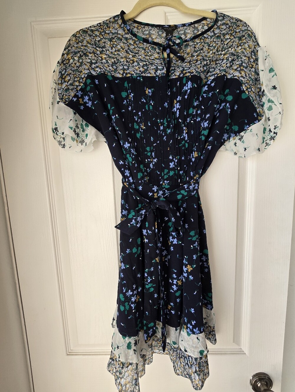 Ann Taylor Petite 2P Floral Tie Waist Flutter Sleeve Dress - Picture 1 of 7